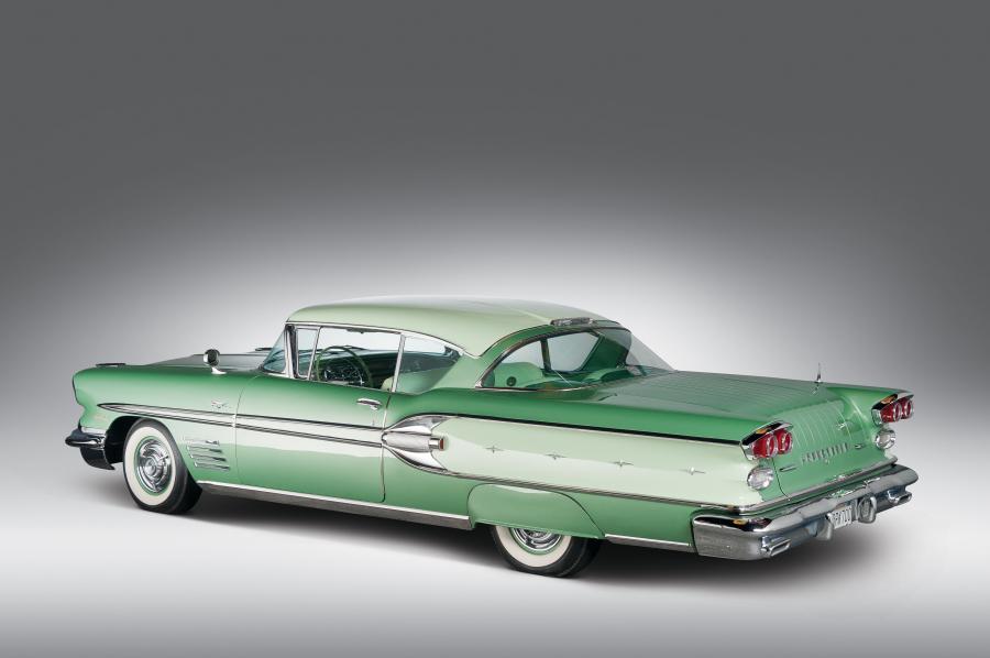 Pontiac Bonneville Sport Coupe 1958 года  (фото 2 из 2)